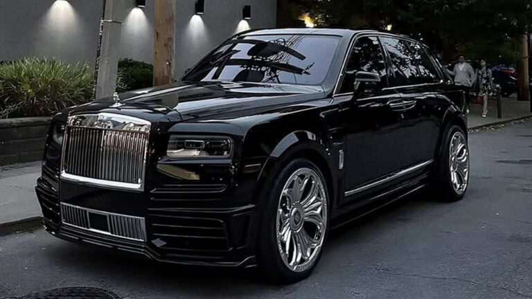 Chrome Hearts Rolls-Royce Cullinan Senilai Rp46 Miliar Milik Drake