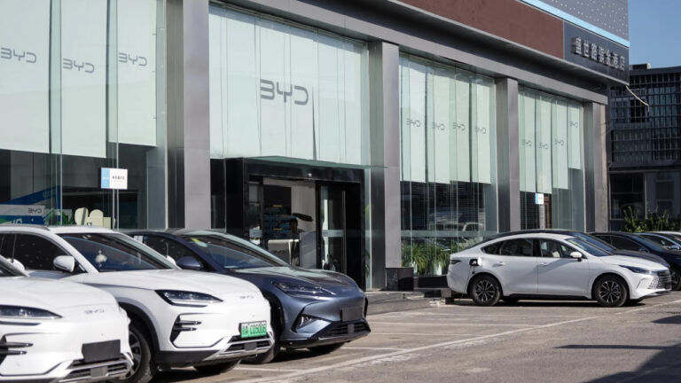 BYD Recall: Mobil Listrik di Indonesia Dipastikan Aman oleh BYD Motor Indonesia