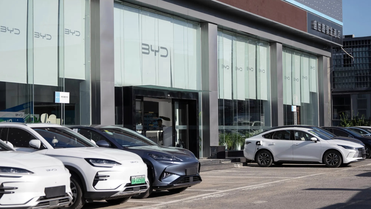 BYD Recall: Mobil Listrik di Indonesia Dipastikan Aman oleh BYD Motor Indonesia