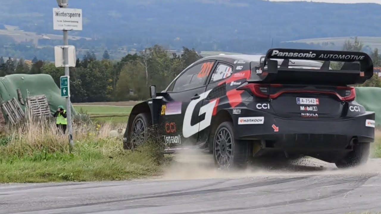 Sebastien Ogier Alami Kecelakaan di Central European Rally, Persaingan Gelar Juara WRC Memanas