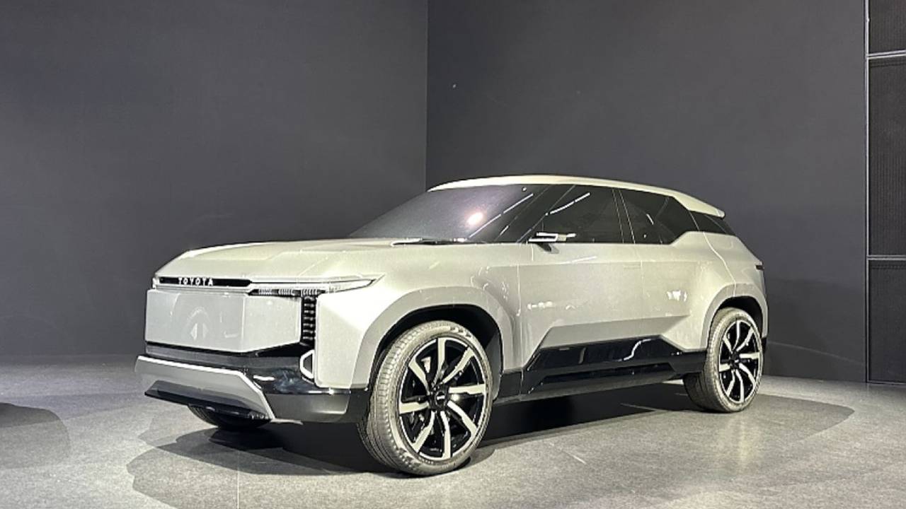 Land Cruiser SE, SUV Mewah 2026 yang Diprediksi Jadi Standar Baru Toyota