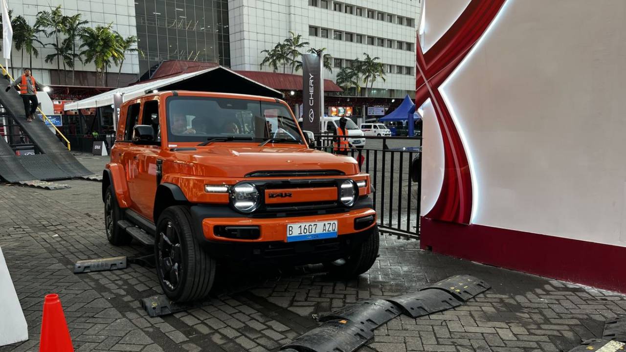 iCar V23 di IIMS 2026, Taxi Ride yang Bikin SUV Boxy Ini Terasa Serius