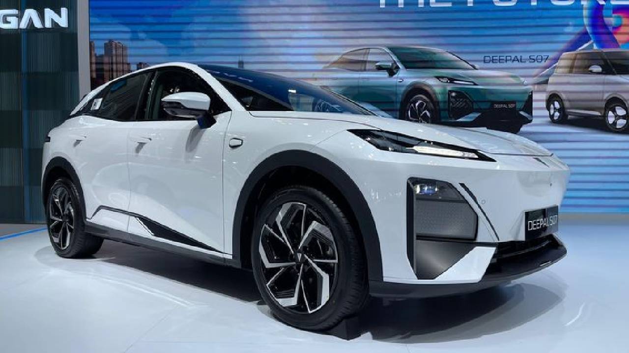 Momentum yang Tak Boleh Padam: Tren Mobil Listrik Naik, Industri Minta Insentif Tetap Dijaga