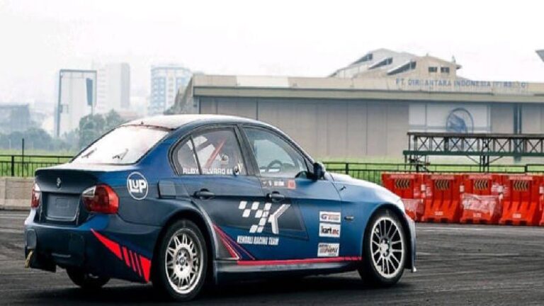 Drifter Kembar 13 Tahun Ini Bikin Heboh Kejurnas Drift 2026, Talenta Muda Indonesia Mulai Bersinar