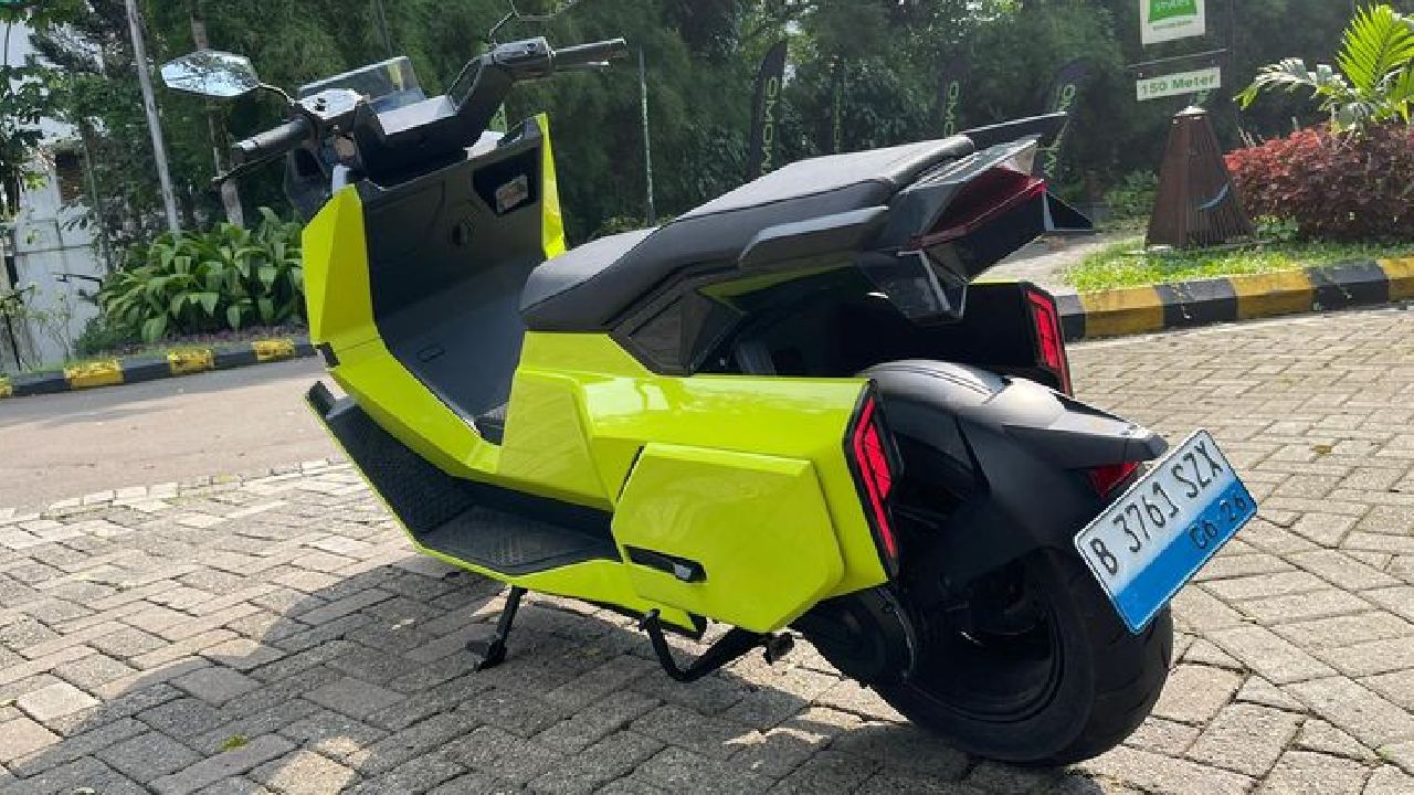 Impresi Perdana Jajal Motor Listrik Omoway Omo-X: Futuristis dan Canggih